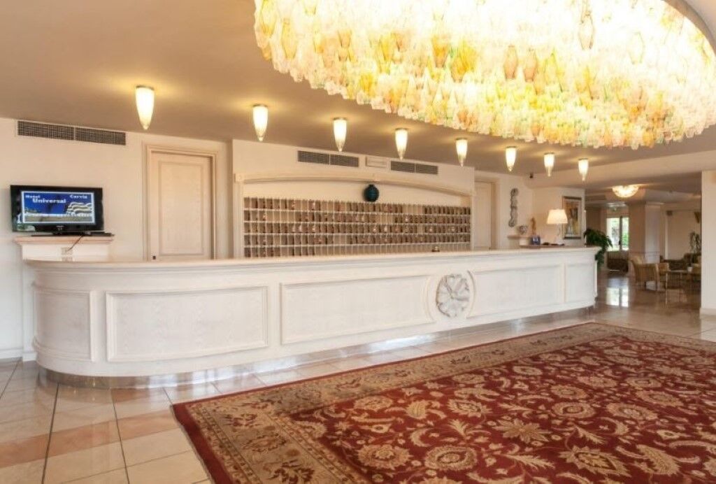 Universal Hotel Cervia Exterior photo